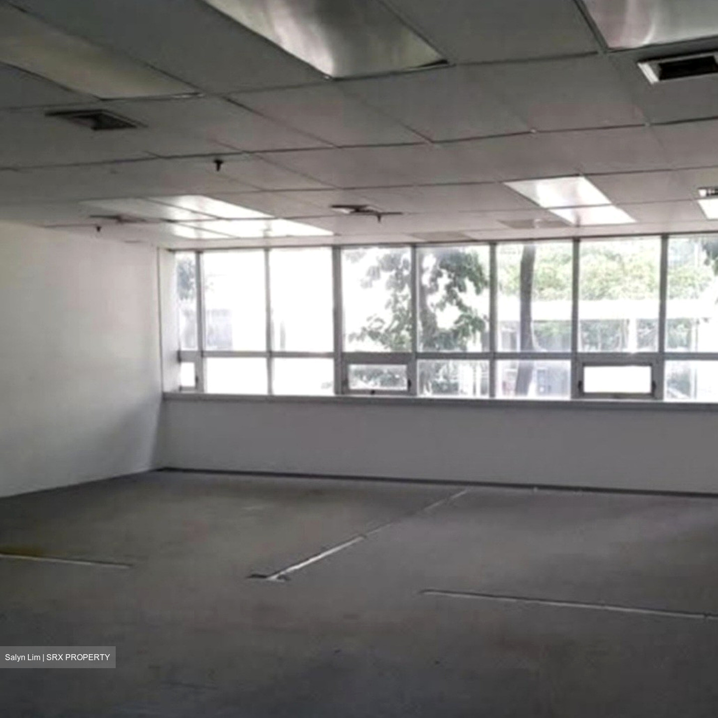 North Bridge Centre (D7), Office #622648651